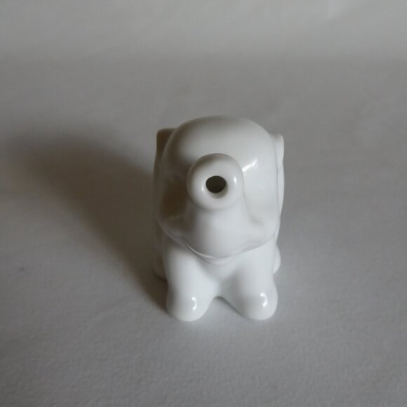 HIC BRAND WHITE ELEPHANT MINI CREAMER PITCHER 2 OUNCE (NEW) - Picture 4 of 7